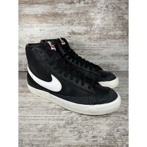 Women's Nike Blazer Mid '77 Vintage Black Sail Sneakers Sz 8.5 Athletic Gym